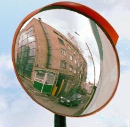 Зеркало дорожное круглое с защитным козырьком , Ф 600
